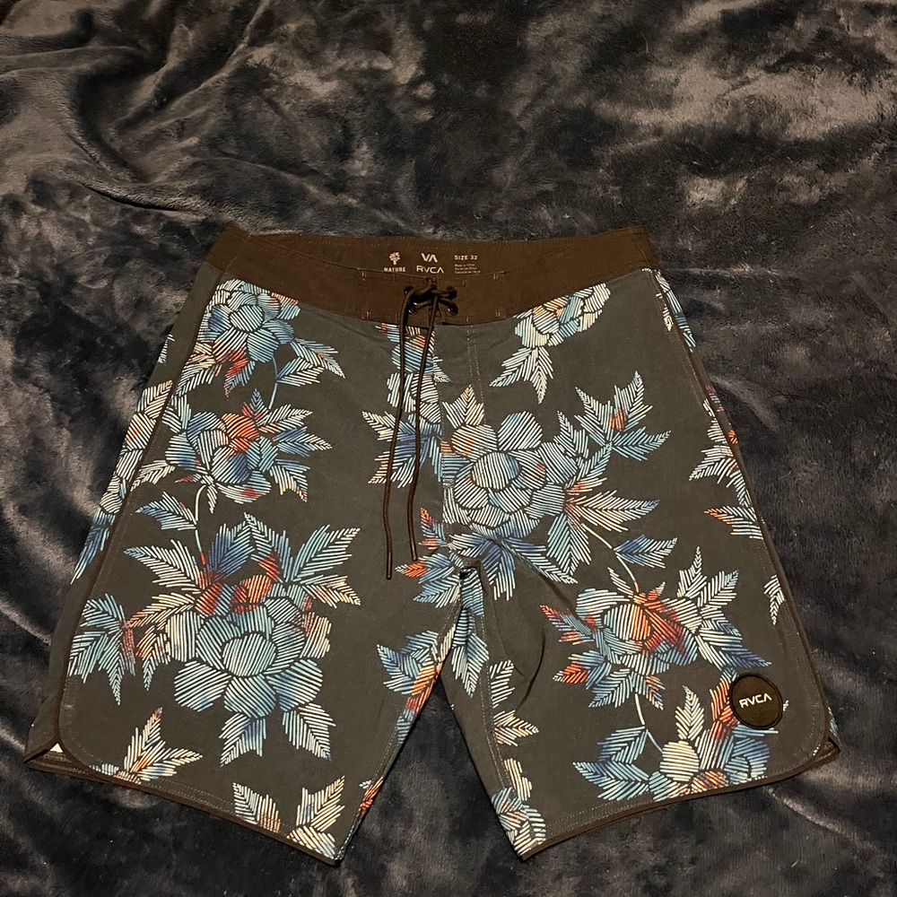 RVCA Men's Floral Swim Shorts - Black and Blue